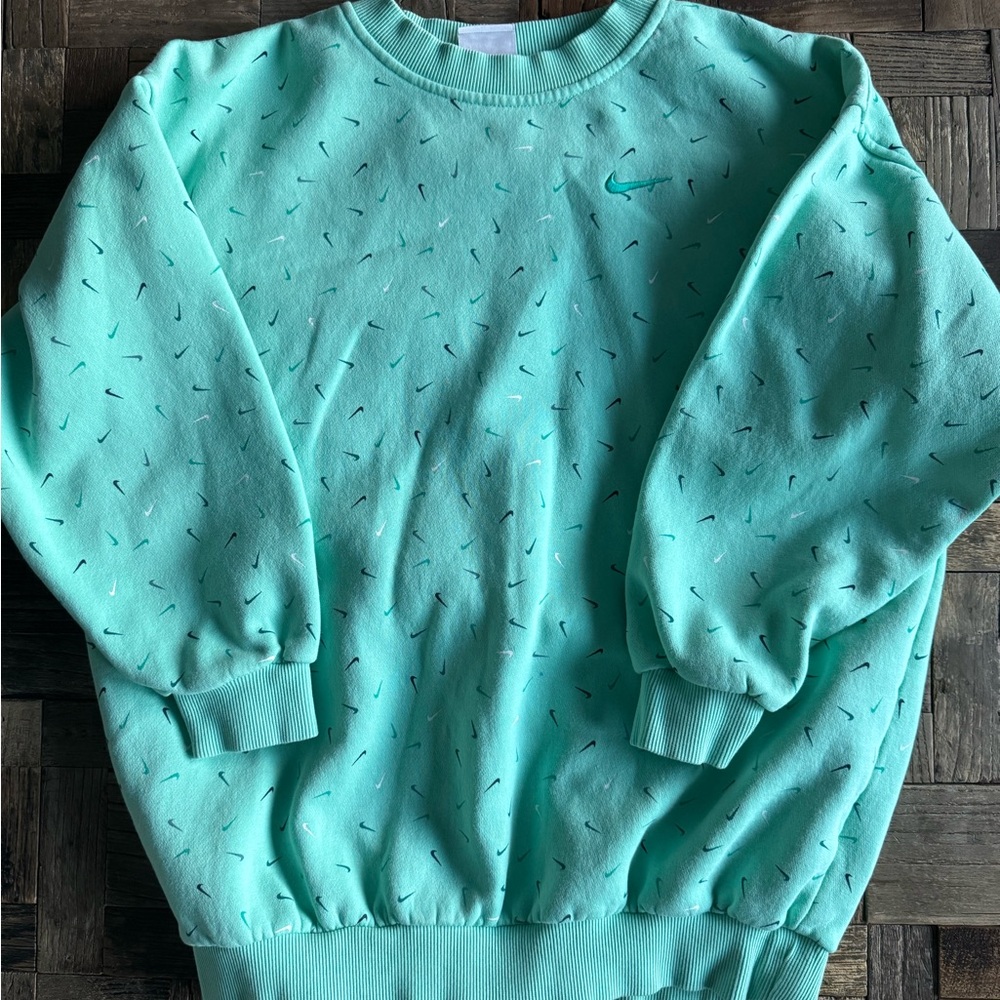 Nike Mint Green Crewneck Sweatshirt